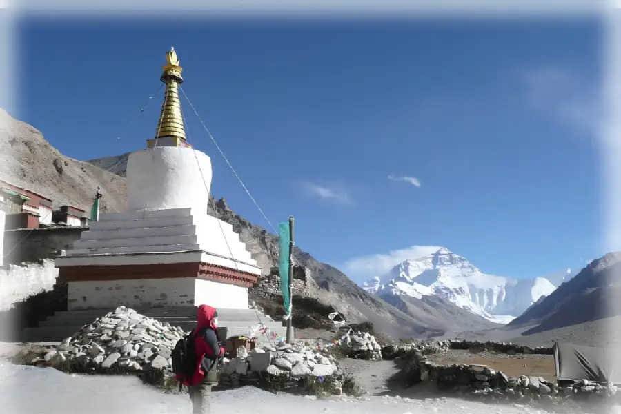 Tu viện Rongbuk