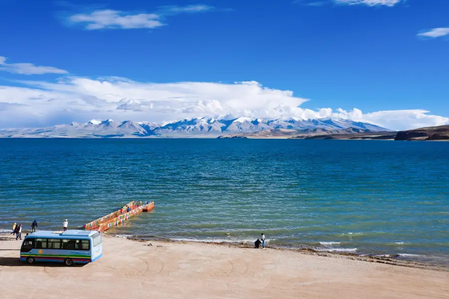 Vẻ đẹp cảnh quan của hồ Manasarovar Tây Tạng